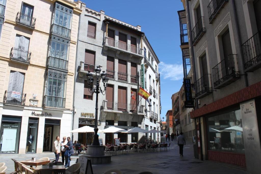 Hotel Rey Nino Avila Bagian luar foto
