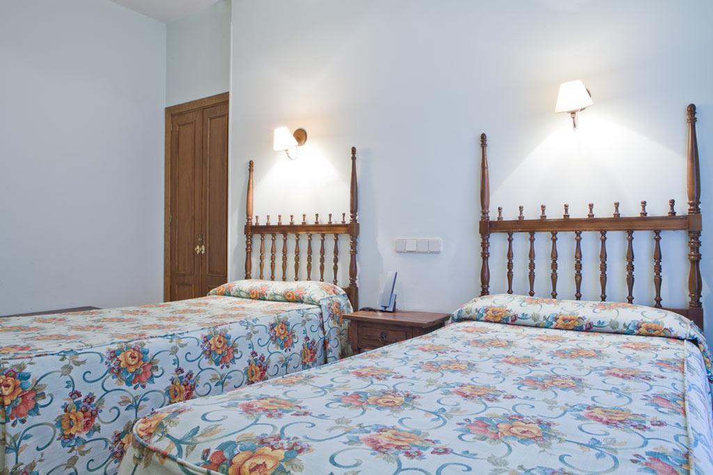 Hotel Rey Nino Avila Bagian luar foto