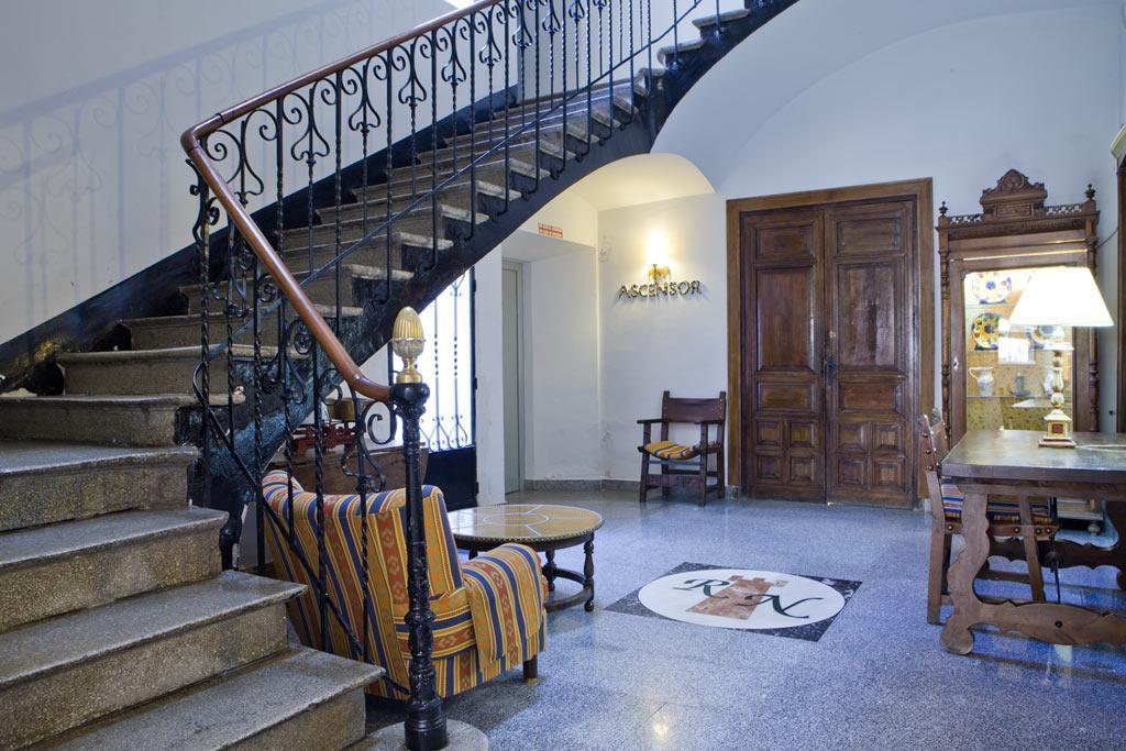Hotel Rey Nino Avila Bagian luar foto