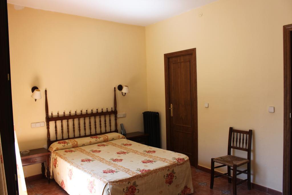 Hotel Rey Nino Avila Bagian luar foto
